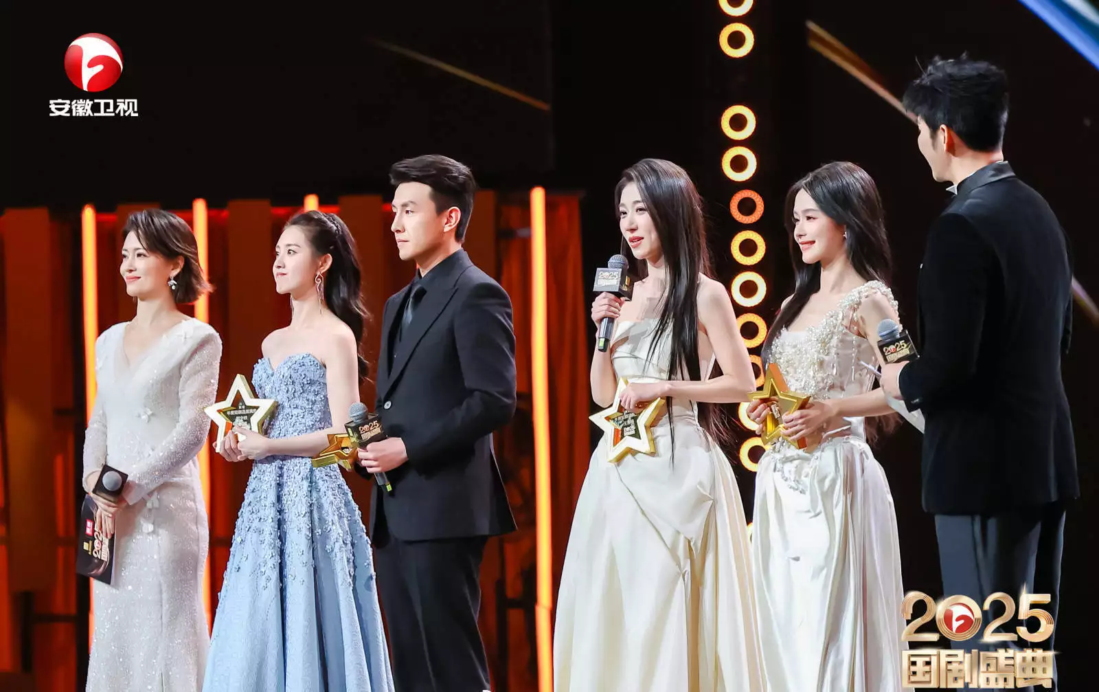 2025年短剧演员：从边缘到主流的破圈之路