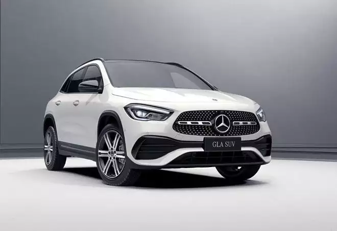 最便宜的奔驰是哪款_2025款奔驰GLA价格调整 奔驰GLA豪华氛围营造 奔驰GLA与宝马X1奥迪Q3对比