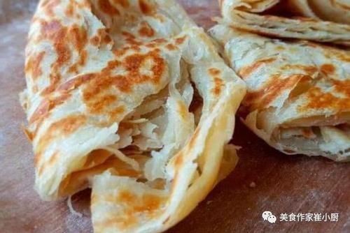 北方|电饼铛烙饼总发硬大厨牢记这2个技巧,烙饼又香又软,层次多