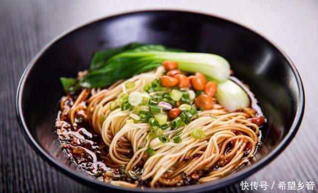 风味|最受国民欢迎的7碗面,东西南北各都有!最后一碗男女老少都吃过