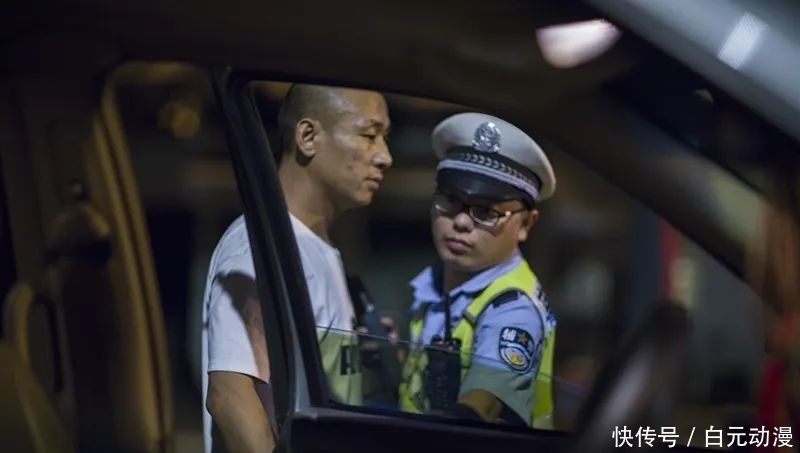 别人|刚劝完别人不要酒驾，转眼便“打脸”！