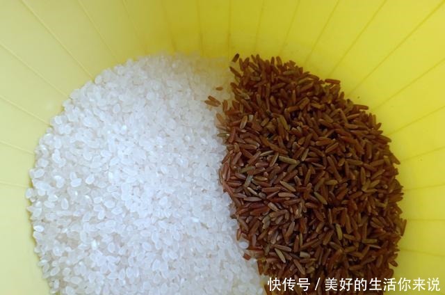 做法|我家今天的早餐，又香又好吃，挺简单的，网友这做法第1次见