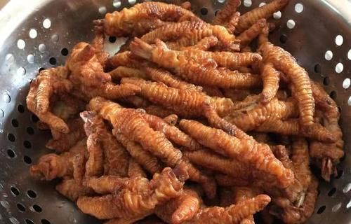 脱骨|鸡爪做法众多,美味且独特,茄汁鸡爪鲜香下饭,虎皮鸡爪一口脱骨