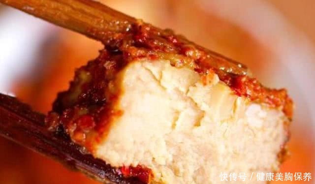 理解|外国人评选最难吃的中国菜,小龙虾豆腐乳上榜,第一让人无法理解