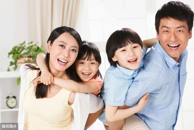 幸福|“别人家的孩子，我可不养”女子坚持维护自己权益，遭到全家指责