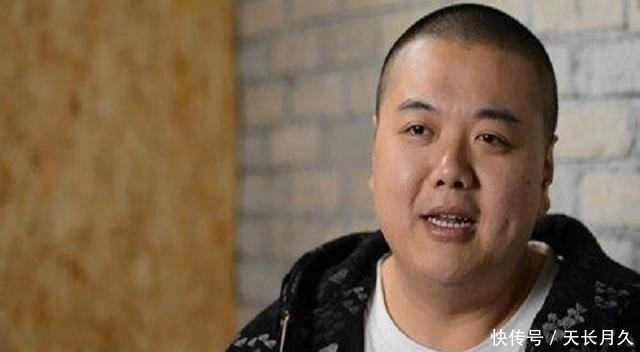  演员|周星驰御用演员的他，童年生活也是非常的凄惨，现43岁婚姻幸福