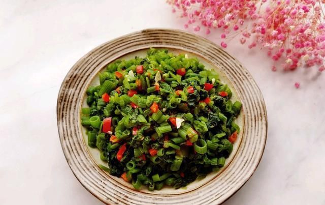 通便|这菜北方人不吃,却是南方人的“宠儿”,7月不吃等1年,通便排毒