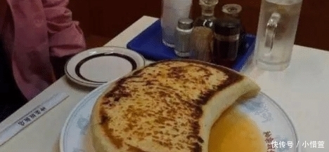 任性|“最任性”的饺子馆,只要能吃完1个煎饺就免单!顾客:我给钱