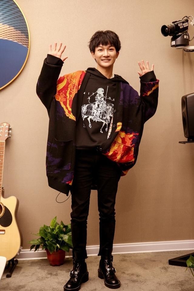 发布|调好闹钟本周五《歌手·当打之年》周深首秀未发布新作