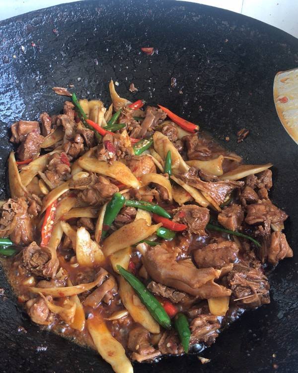 佳肴|一道风味独特的特色佳肴,做法简单,好吃实惠!