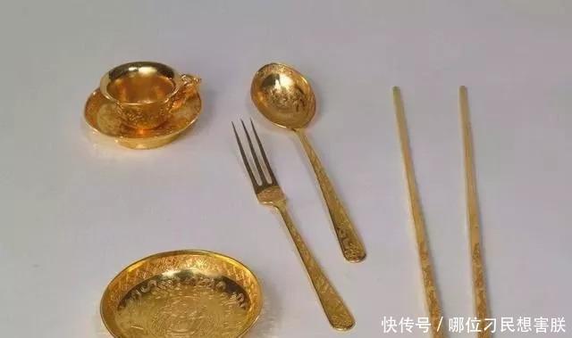 皇后|清朝后妃们生了儿子皇帝奖多少皇后一千两，妃子三百两！