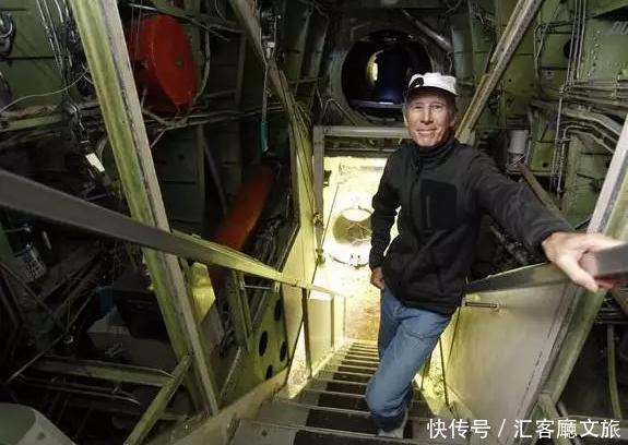  改成|69岁老人逃离城市，将报废飞机爆改成三室一厅山景房！