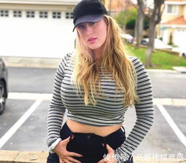 男友|欧美160斤的大码模特,热爱健身曲线逆天,收获小10岁男友