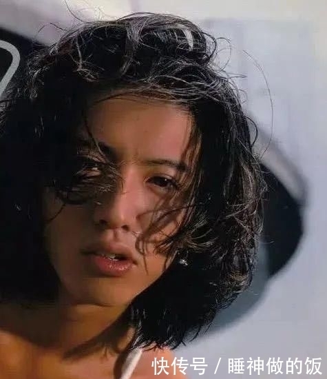 背心|一柜子衣服里，最常穿的居然是它