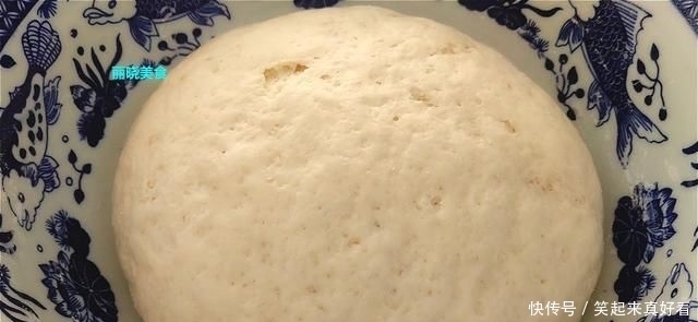  发酵|外面卖8元一张发面酱香饼，自己做成本3元，酱料配方告诉你，香