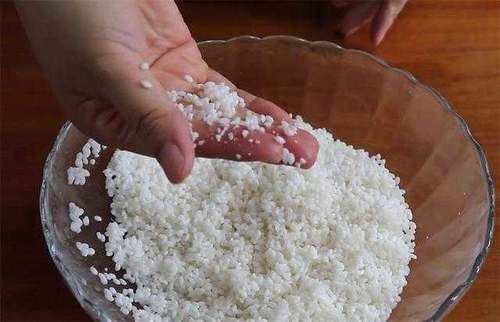 每次|不出门也能吃到大米糕,松软香甜,简单易学;我家每次做都吃不够