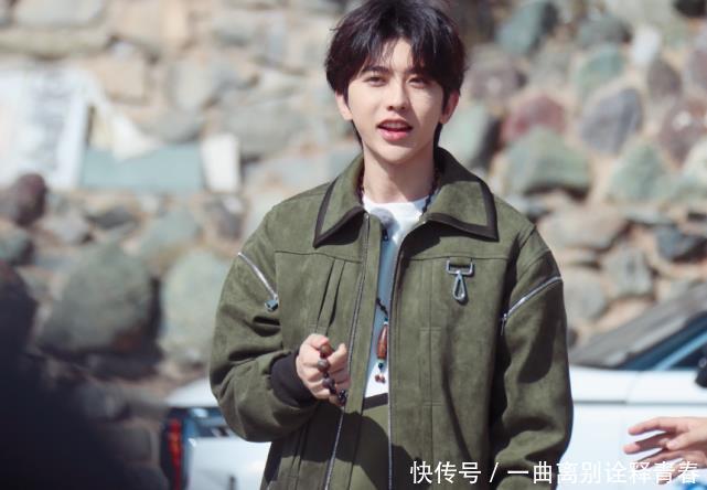 嘉宾|《奔跑吧》杨颖退出,唯一常驻女嘉宾换人路透照告诉你真相