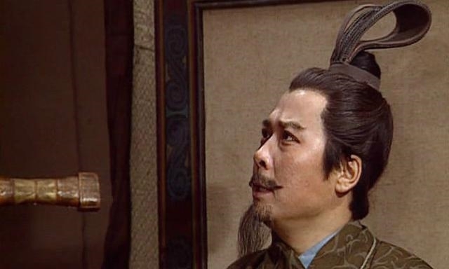  曹操|曹操一生中的两大错误: 放跑了一人, 少杀了一人!