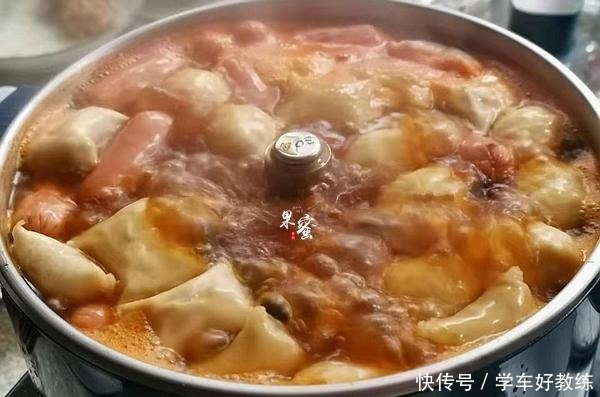 家人|一家三口的火锅,简单味美,食材不多也能吃嗨了,家人连夸好