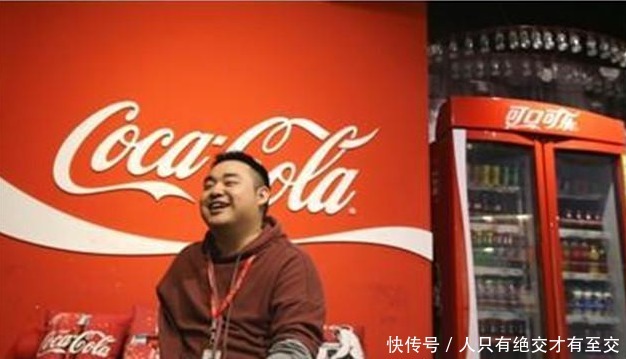  救援人员|当初汶川地震，那个想喝冰可乐的男孩，后因重伤截肢，过得如何