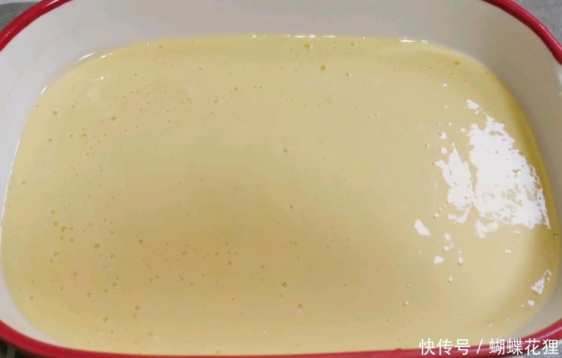 好吃|想吃蛋糕却没有打蛋器?试试蒸蛋糕,不用打发不用烤,好吃不上火