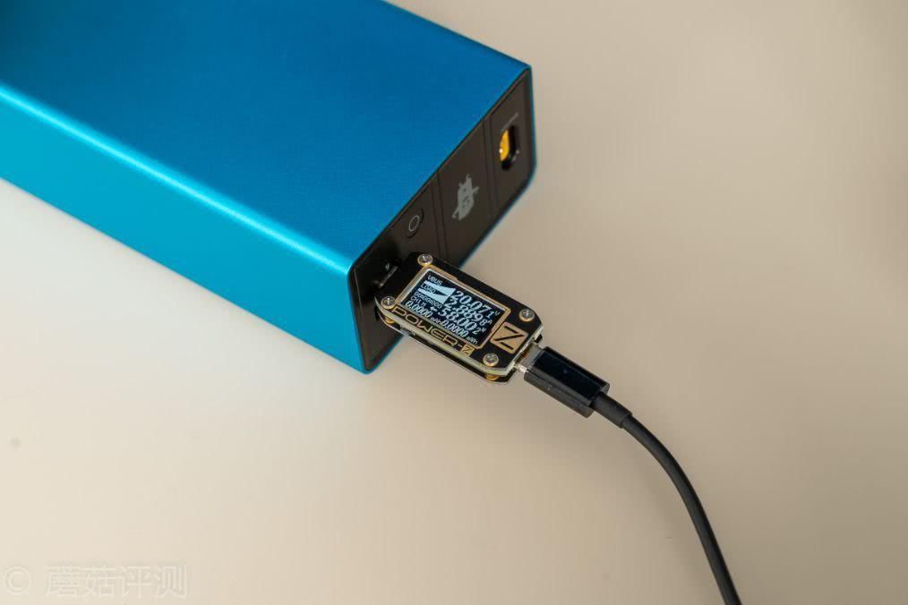  续航|高性能笔记本，也能享受长续航、PowerBen大功率移动电源评测