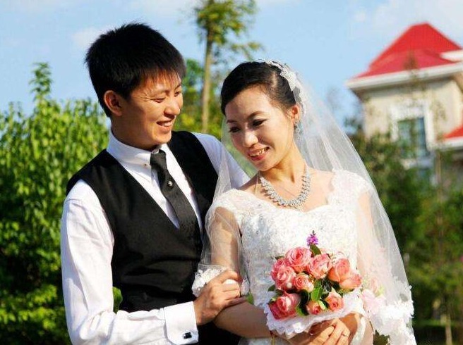 愈演愈烈|万紫千红一片绿，一动不动”，天价彩礼愈演愈烈，别让传统变味
