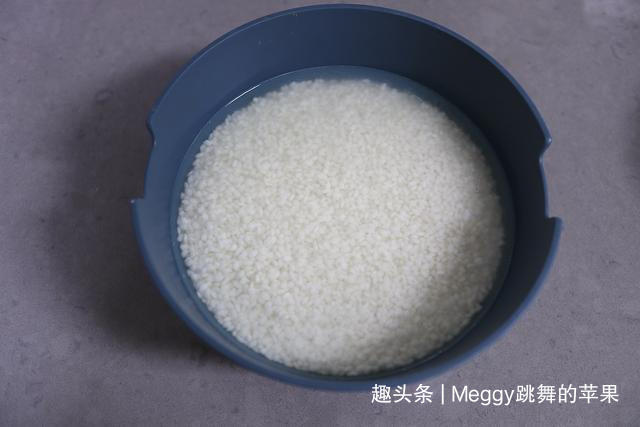 懒人|好香的懒人蒸饭,饭菜同时出,颗颗香到饭芯,不饿都能吃2碗