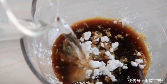 上加鲜|秋天煲它最养人,做法简单味道鲜上加鲜,菌菇煲!