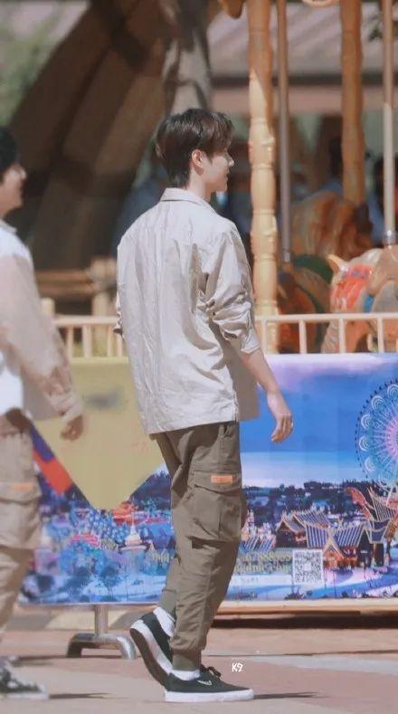  王一博|王一博和《这就是街舞3》一共费了多少双鞋