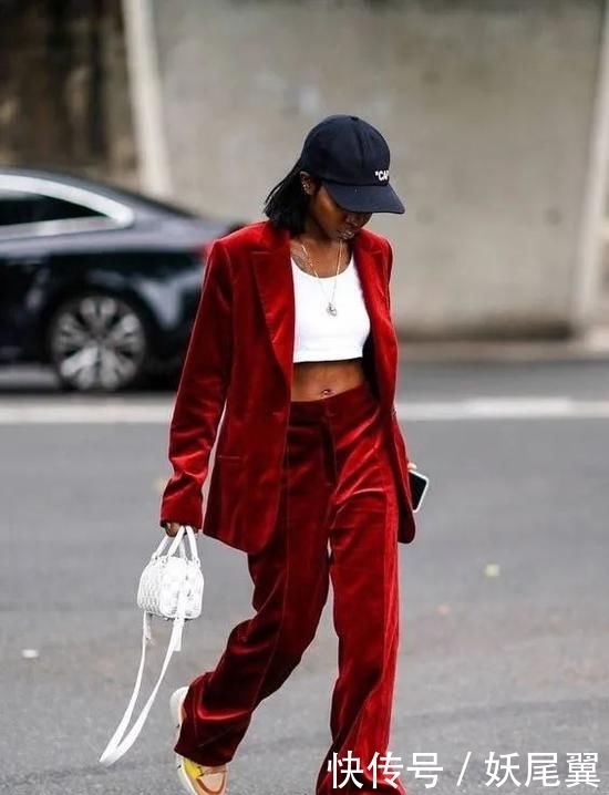 高腰|穿好一件Crop Top 其实可以很藏肉