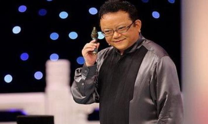 价值|老戏骨王刚在节目中,失手砸碎价值2亿古董,被告上法庭如今怎样