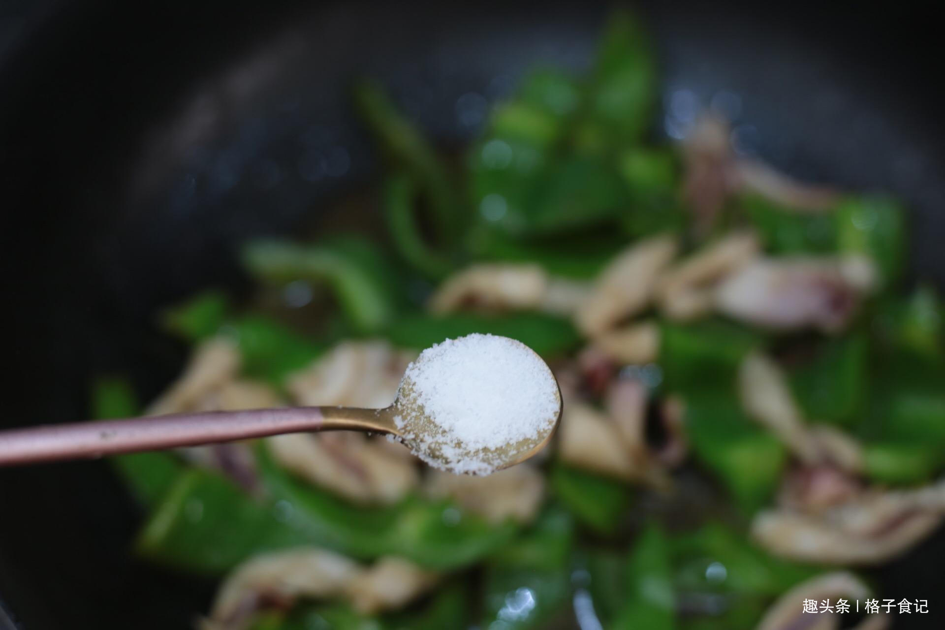  牛羊肉|天冷吃牛羊肉不如多吃此菜，营养全面味道好，简单一炒，好吃下饭