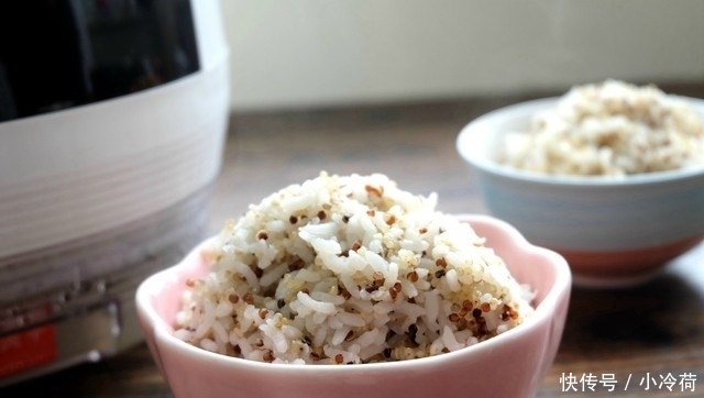 减肥|大米煮过再蒸饭,又香又软还低糖,减肥人士和糖尿病人有口福了