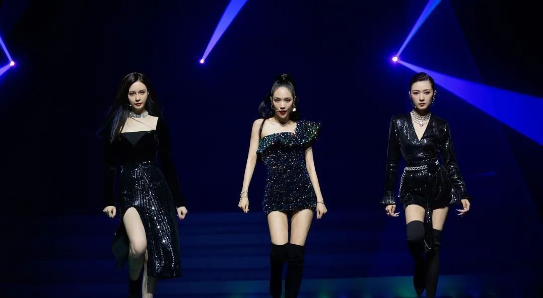 风平浪静|《姐姐》乘风破浪变“风平浪静”,少了冲突感,还有多少人愿意看