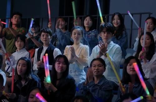 表白|《冰糖炖雪梨》:喻言获奖表白,谁都以为是她,结果意外了