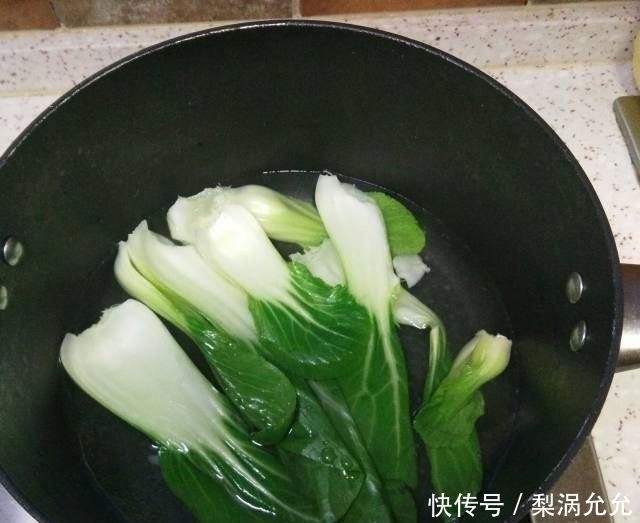 腊肠|腊肠煲仔饭是如此的简单和真实