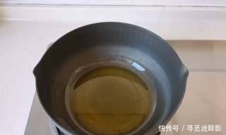  酸爽可口|我怎么能吃油浸蟹味菇拌烤茄子