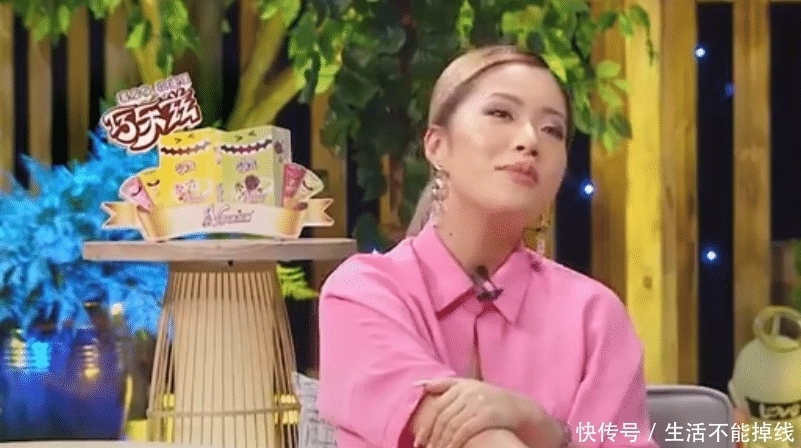 过于|被问婚礼最不可缺少什么?古力娜扎脱口而出三个字,有点过于做作