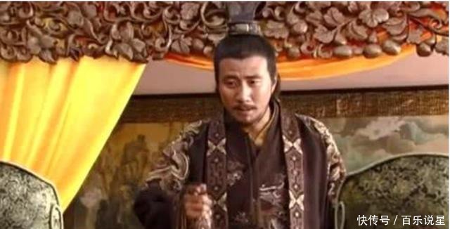 丞相|丞相即将被斩首时大呼：我有免死金牌！皇帝：背面有字救不了你