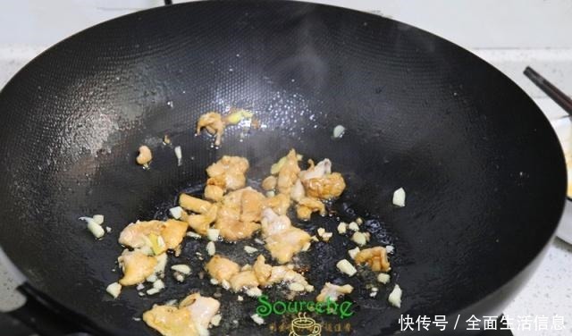 辣椒|苦瓜不管加什么炒,只要掌握这3个技巧,苦瓜不苦,翠绿爽口