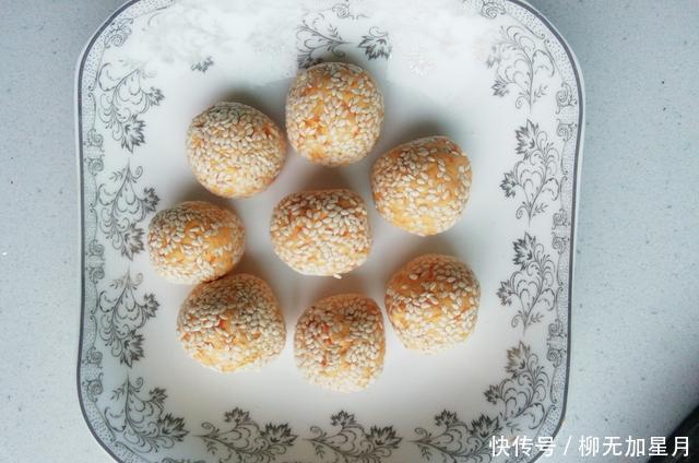 糯米粉|这美食,孩子要多吃,补钙效果好,5块钱做1大盘,香甜软糯超好吃