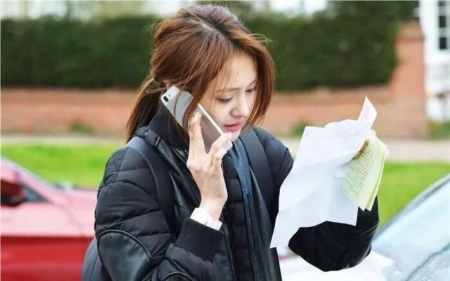 郑爽|郑爽频繁综艺营业的背后:是吃不了苦赚快钱?