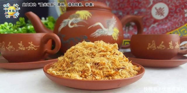 鸡蛋|肉松蛋饼,10分钟搞定营养又美味的早餐,媲美早餐店的鸡蛋卷饼!