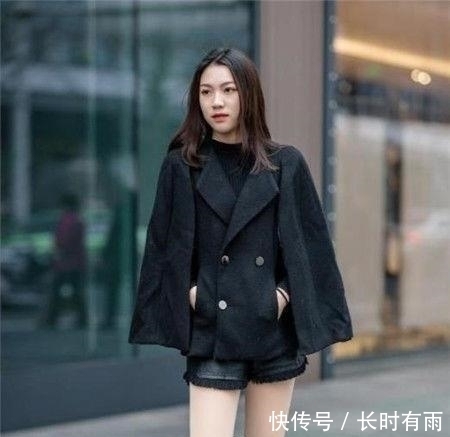  散发|气质的街拍：美女肤白貌美，散发迷人气质