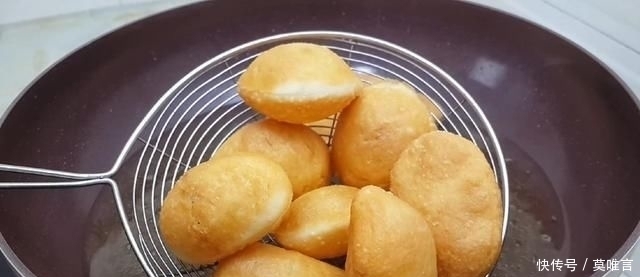 简单|我家面粉从不蒸包子,这样做比油条馒头都简单,一次做九个不够吃