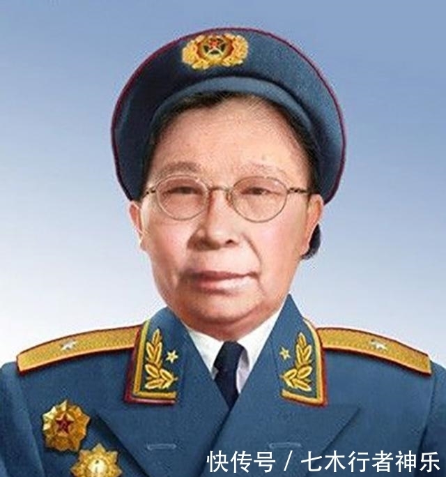 传奇的一|这位女医生很牛,丈夫是副总理,姐夫是大将,儿子是中将