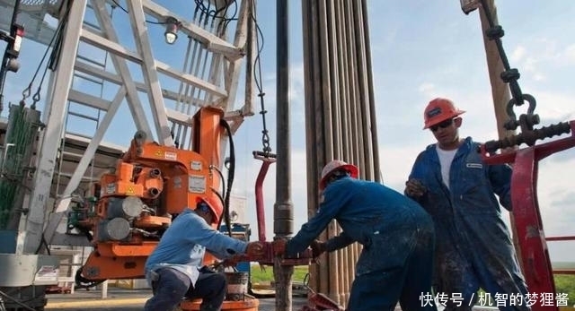  世界各国|中国好眼光！2000亿买下26国抛弃的“废地”，如今变成最大油田