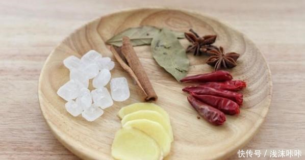 红润|红烧猪蹄,小火慢炖色泽红润又入味,满满胶原蛋白是女生的最爱