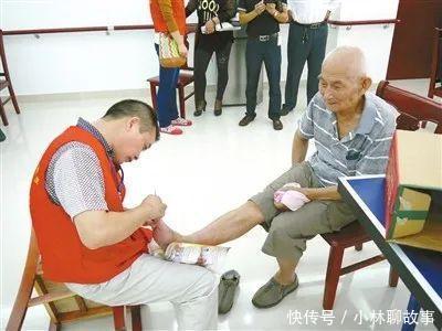 父母|送父母去养老院就是不孝？这些网友说出了大实话